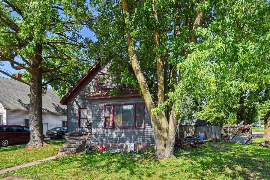 402 S Lafayette Street, Jerseyville, IL 62052 - #2