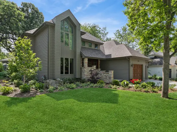 304 Apple River Drive, Naperville, IL 60565