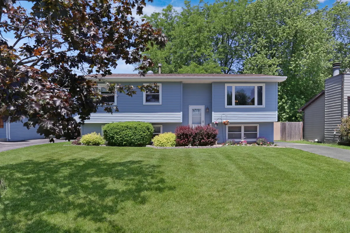 471 Linden Lane, Antioch, IL 60002 - #1
