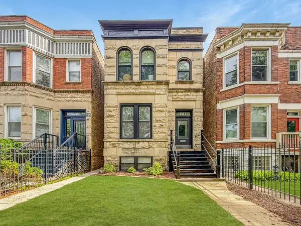 1513 W Addison Street, Chicago, IL 60613