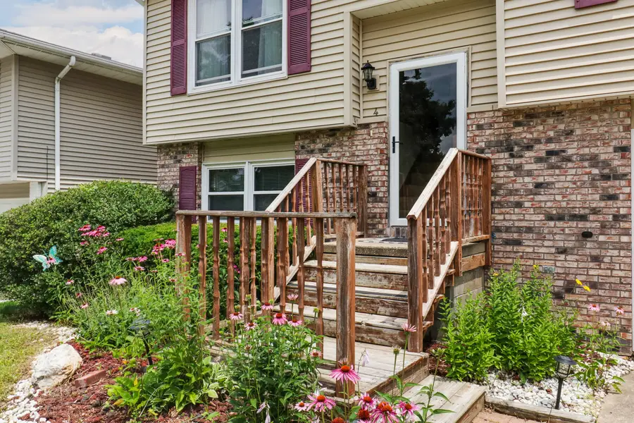 4 Moonstone Court, Bloomington, IL 61704 - #2