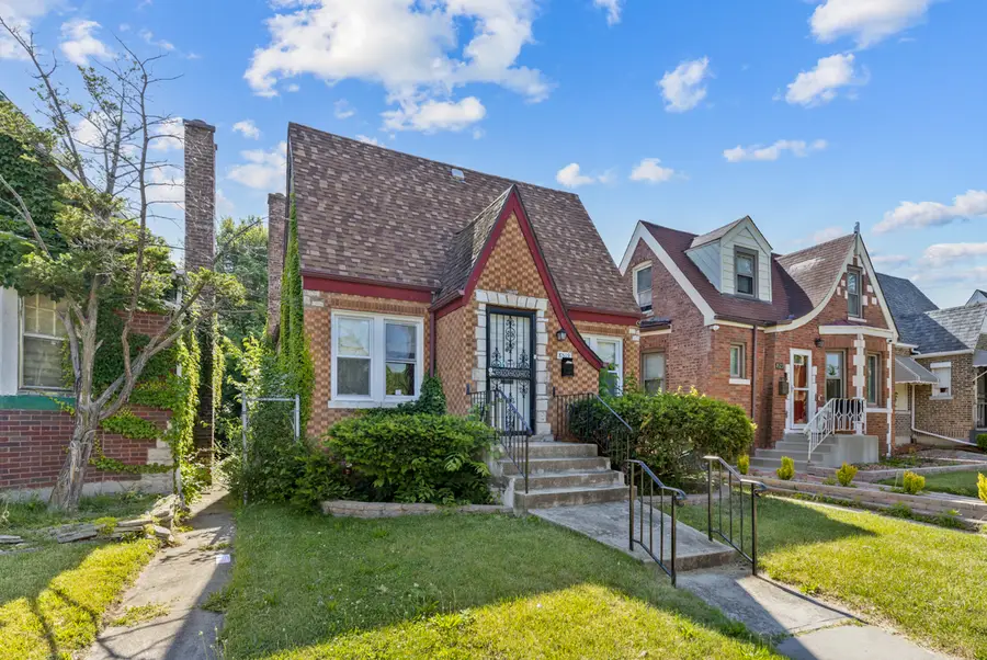 8519 S King Drive, Chicago, IL 60619 - #2