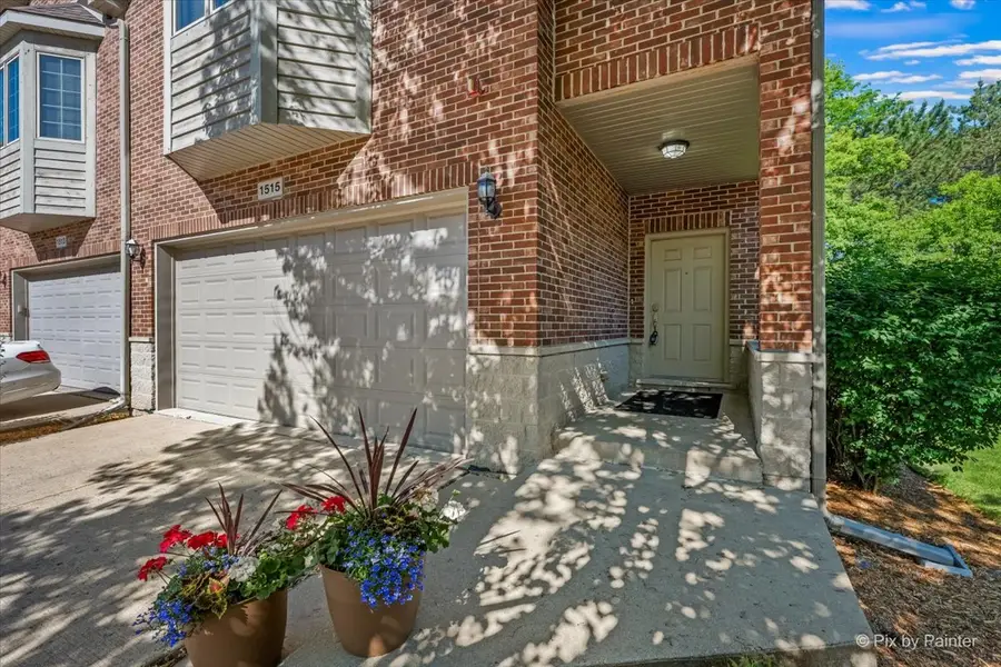 1515 Stonegate Manor, Mount Prospect, IL 60056 - #3