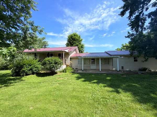 17179 Swisher Hill Road, Dewitt, IL 61735