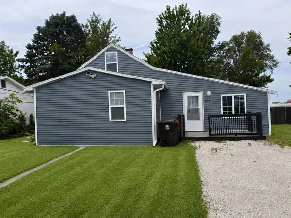 611 N Chestnut Street, Wapella, IL 61777