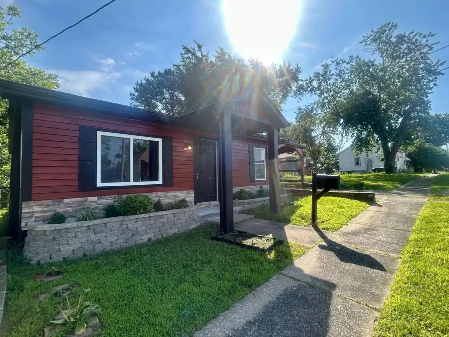 309 W 11th Street, Metropolis, IL 62960 - #3