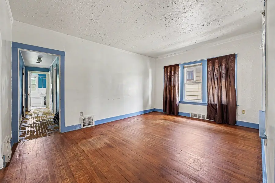 988 Wentworth Avenue, Calumet City, IL 60409 - #3