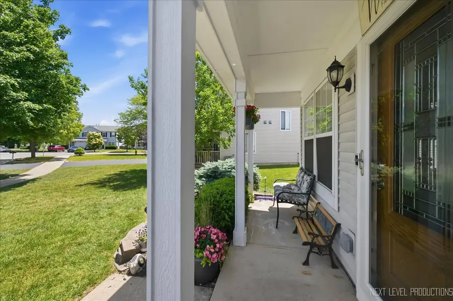 2810 Ledgestone Court, Naperville, IL 60564 - #3