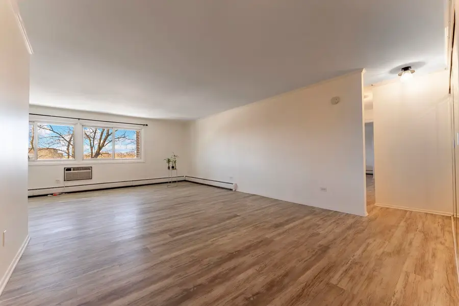 10015 Beverly Drive #404, Skokie, IL 60076 - #2