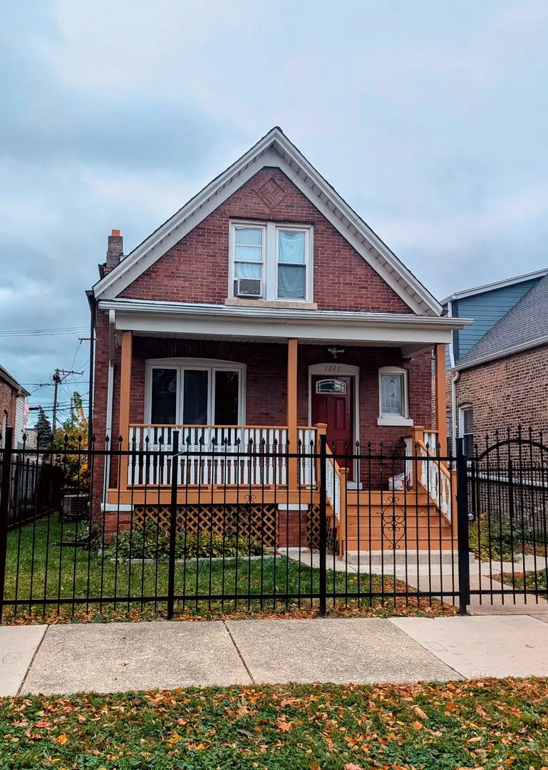 1041 N Spaulding Avenue, Chicago, IL 60651 - #1