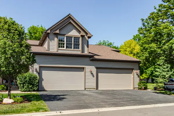 302 Kazimour Drive, Lake Barrington, IL 60010