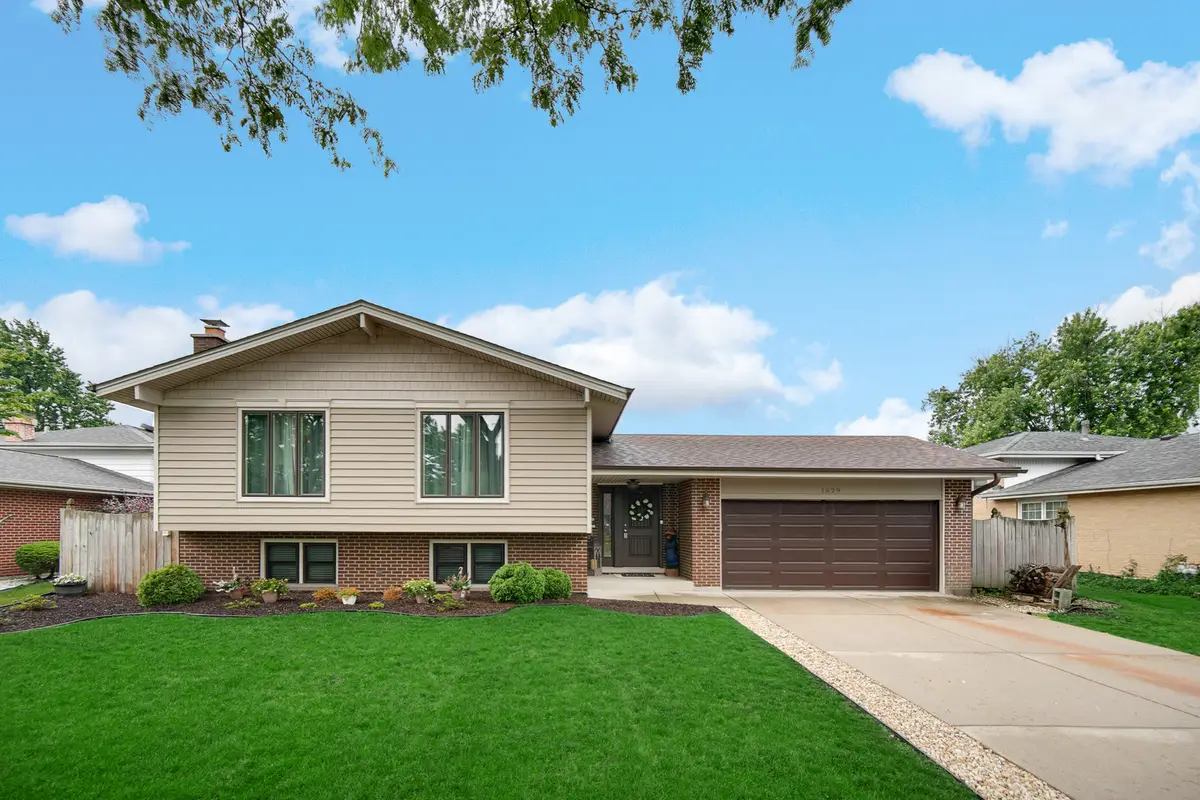 1629 Claremont Drive, Darien, IL 60561 - #1