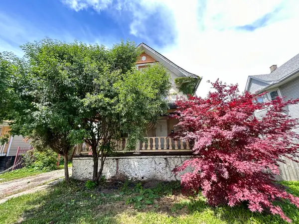 14 S 16th Avenue, Maywood, IL 60153
