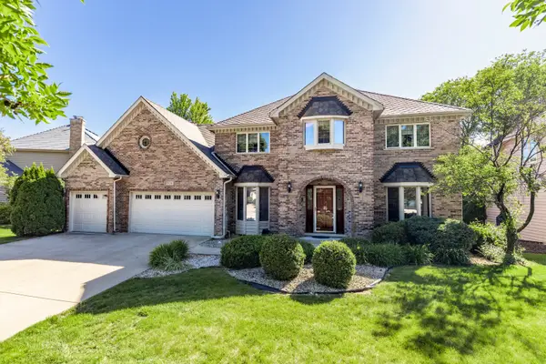 904 W Bailey Road, Naperville, IL 60565