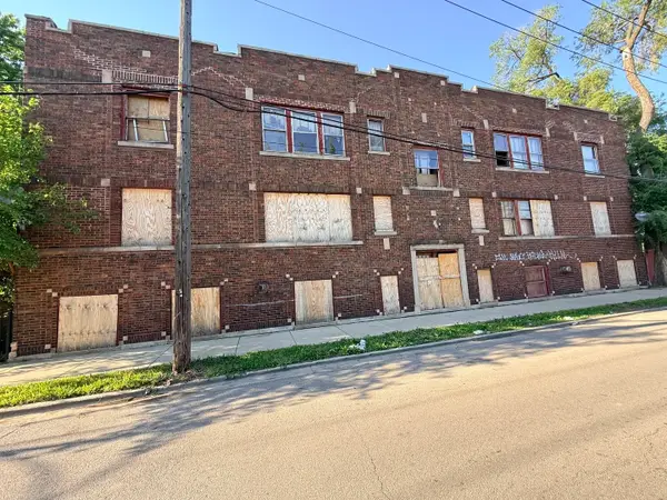 Address Withheld By Seller, Chicago, IL 60644