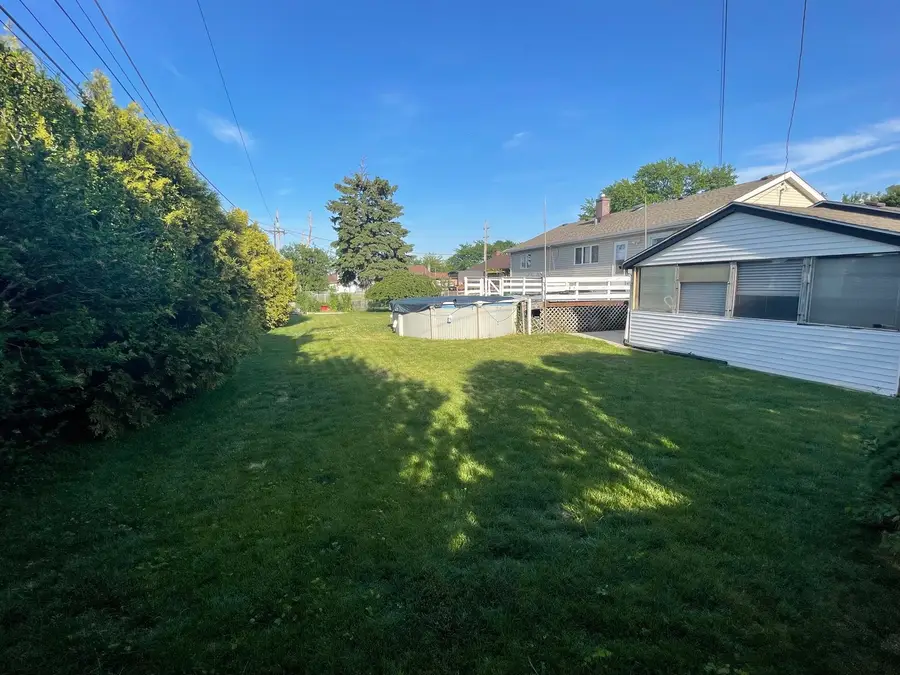 5620 W 83rd Street, Burbank, IL 60459 - #3