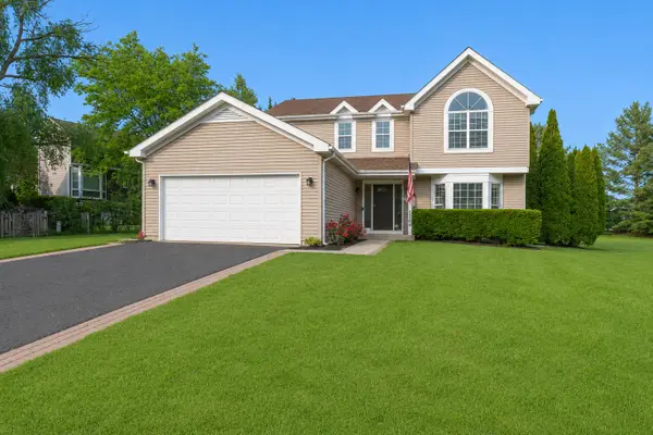 1759 Deerhaven Drive, Crystal Lake, IL 60014