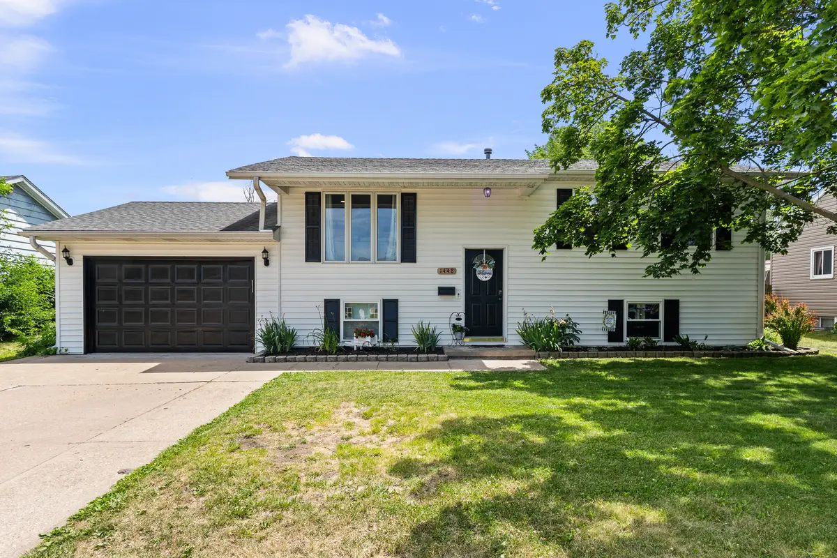 1448 17th Avenue, Camanche, IA 53730 - #1