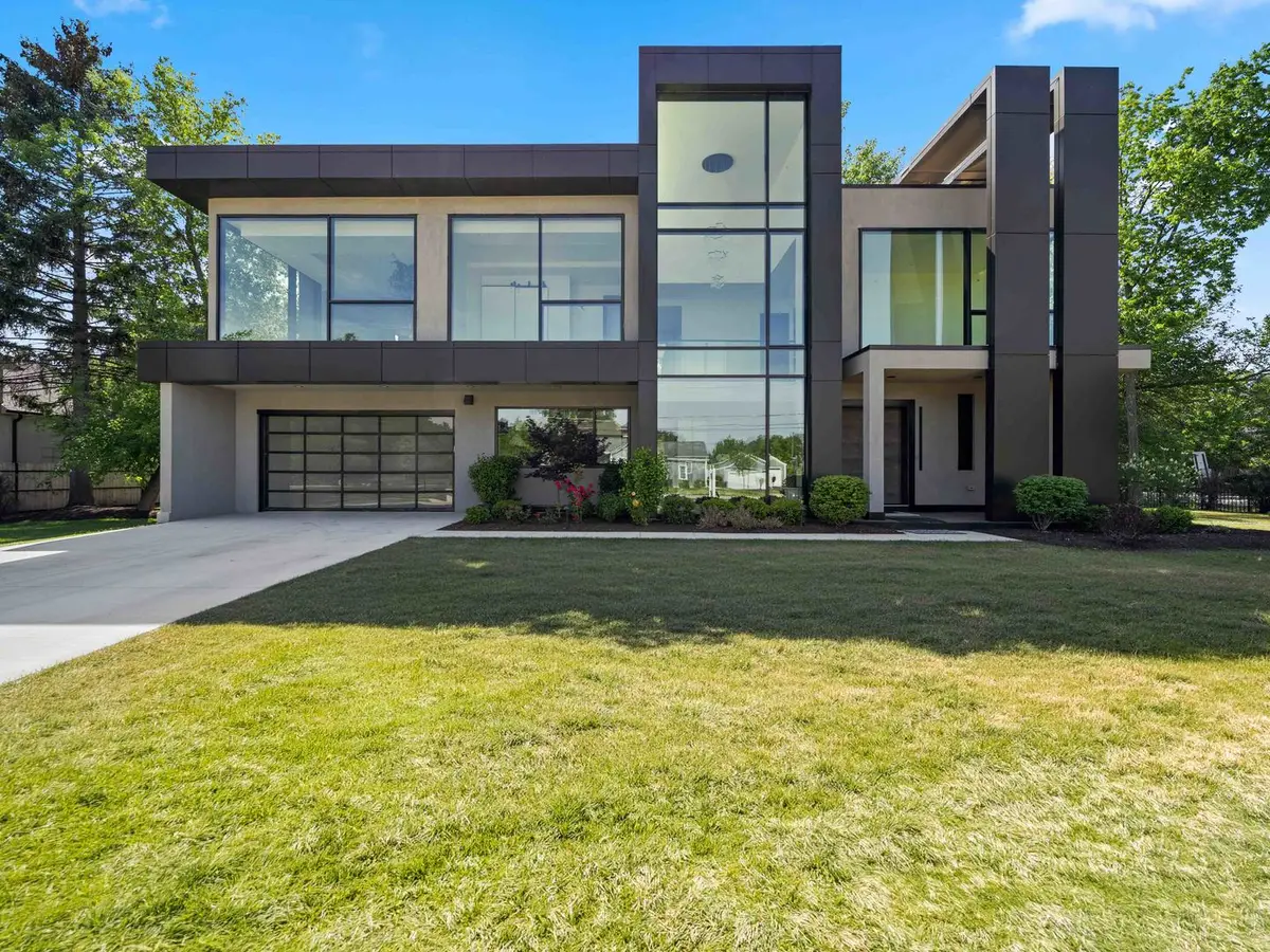 2010 Lavigne Lane, Northbrook, IL 60062 - #1