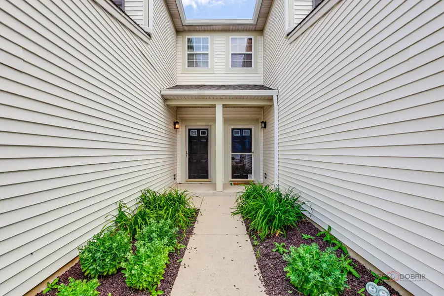 3124 Falling Waters Lane #3124, Lindenhurst, IL 60046 - #2
