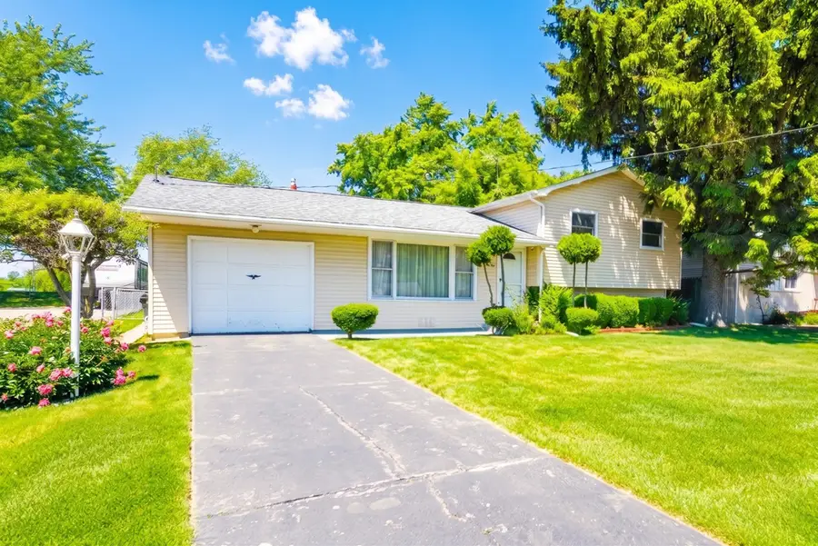 380 Barron Boulevard, Grayslake, IL 60030 - #2