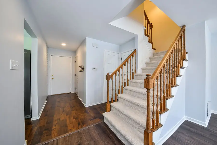 1696 Darwin Court, Wheaton, IL 60189 - #3