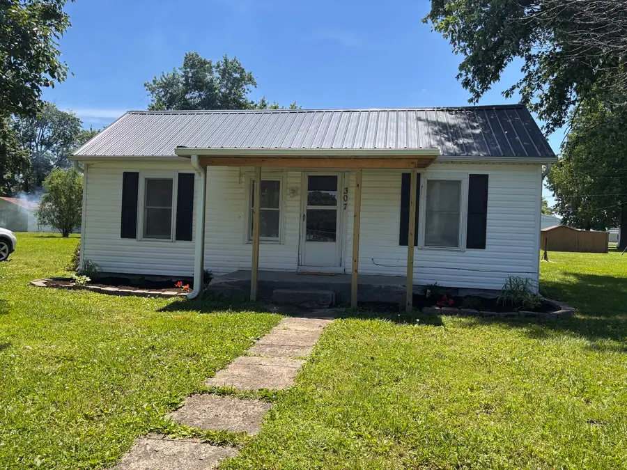 307 Casey Street, Woodlawn, IL 62898 - #3
