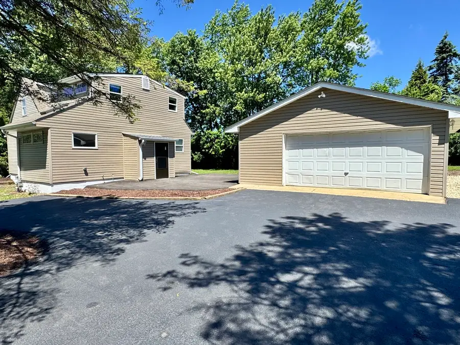 42145 N Kenosha Road, Zion, IL 60099 - #2