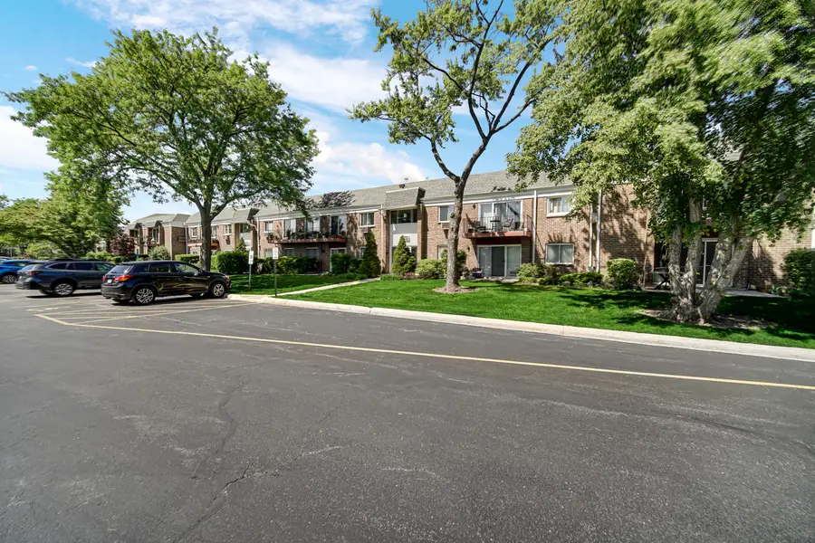 10369 Dearlove Road #1F, Glenview, IL 60025 - #3