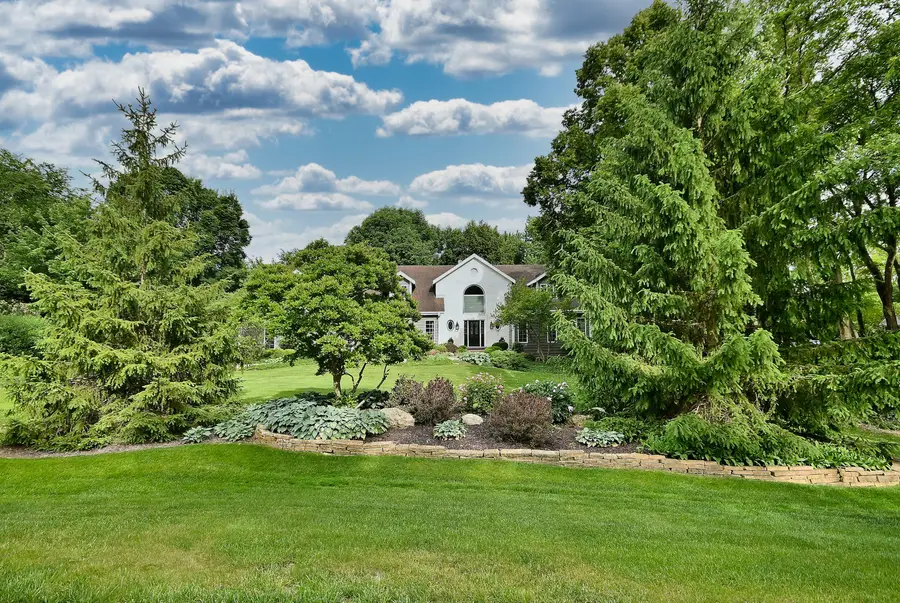 2S025 Twin Oaks Drive, Wheaton, IL 60189 - #3