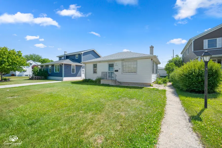 1708 Clement Street, Crest Hill, IL 60403 - #3