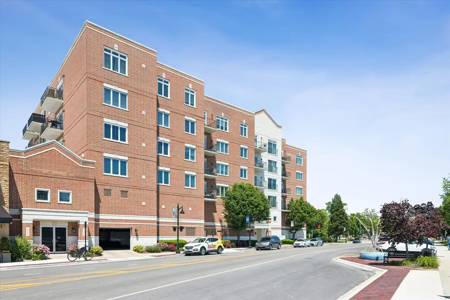 8822 Brookfield Avenue #405, Brookfield, IL 60513 - #2