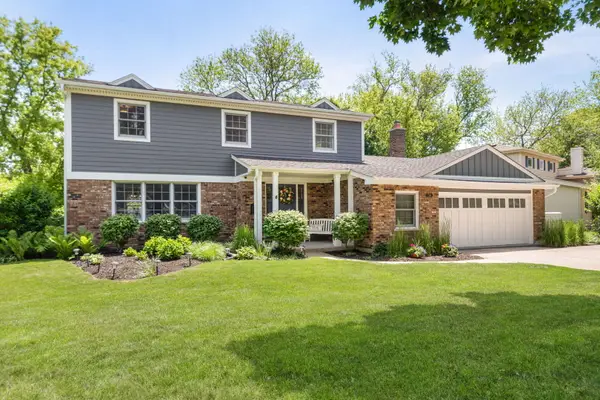 716 S Dymond Road, Libertyville, IL 60048