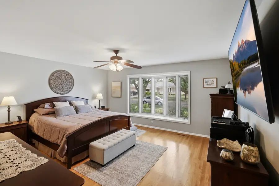 759 Yorkshire Lane, Des Plaines, IL 60016 - #3