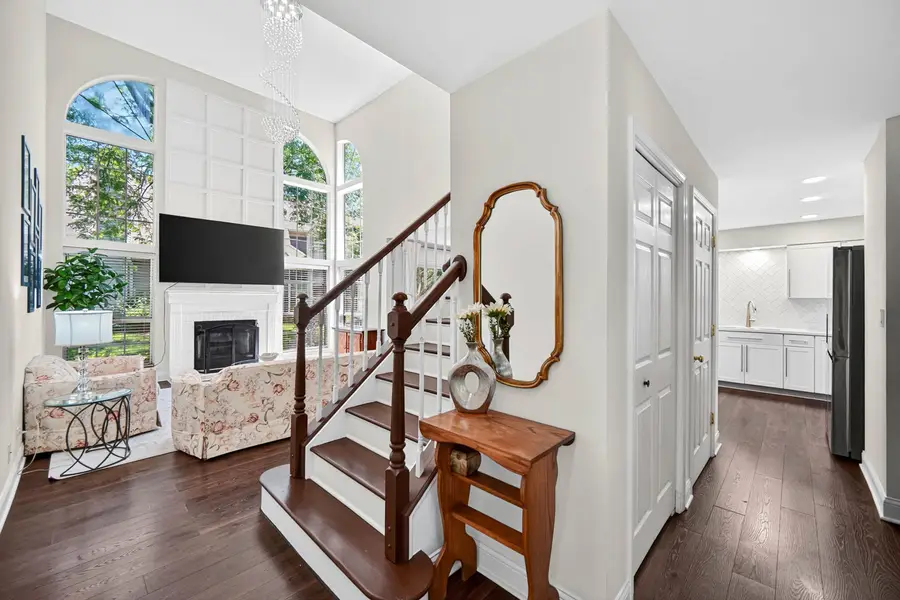 30W033 Princeton Court #30W033, Warrenville, IL 60555 - #3