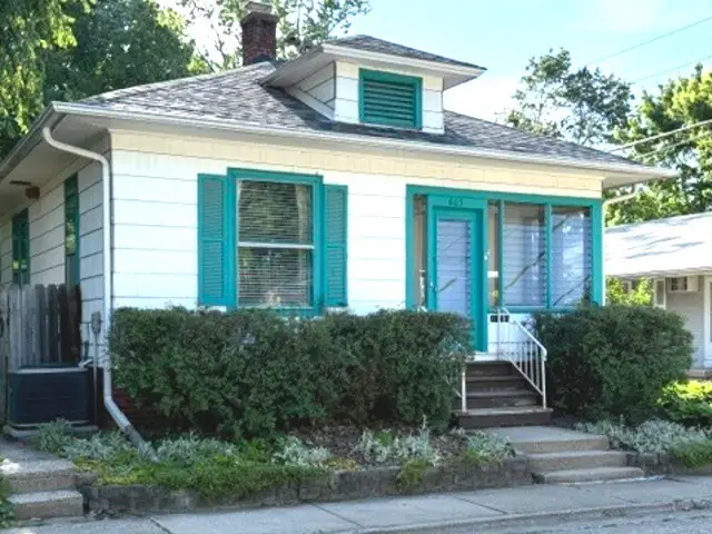605 S Walnut Street, Urbana, IL 61801 - #1