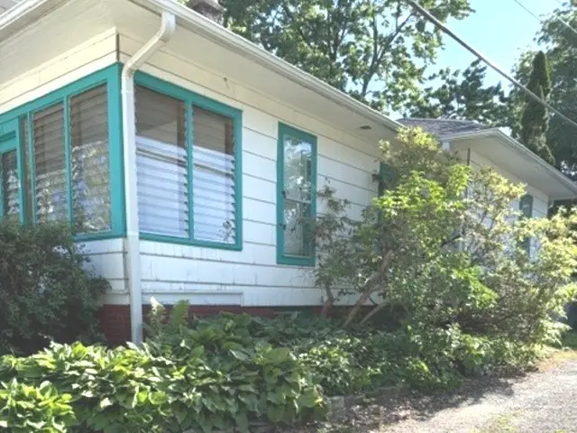 605 S Walnut Street, Urbana, IL 61801 - #3