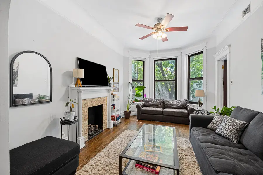3551 N Reta Avenue #2, Chicago, IL 60657 - #2