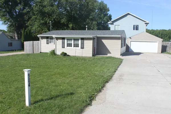 904 Park Avenue, Bettendorf, IA 52722
