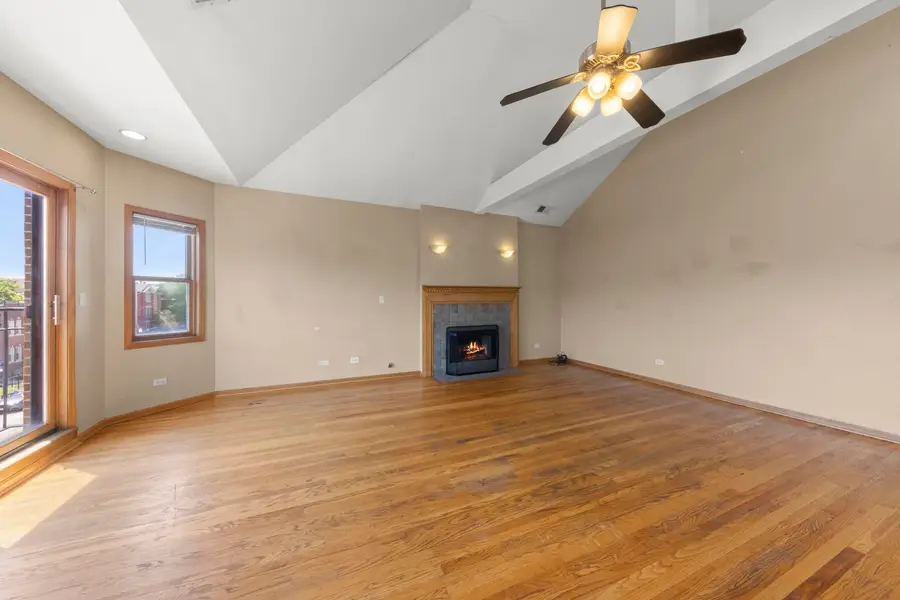 3246 W Warren Boulevard #3, Chicago, IL 60624 - #3