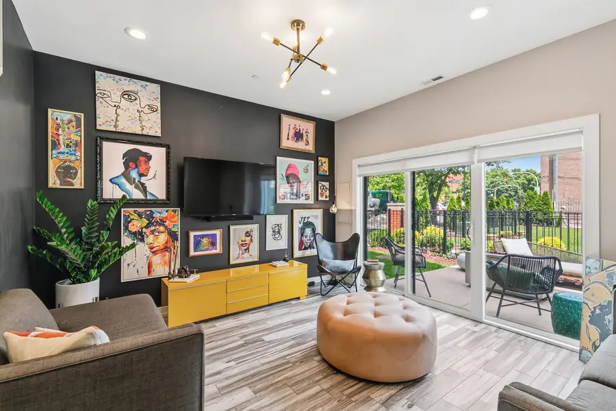 2241 W Coulter Street #1, Chicago, IL 60608 - #3