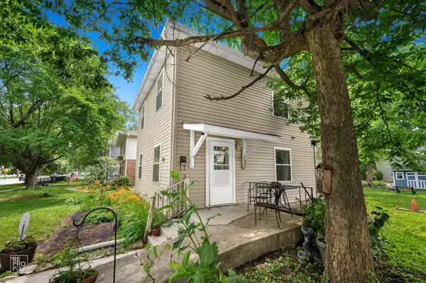 221 N Mill Street, Naperville, IL 60540