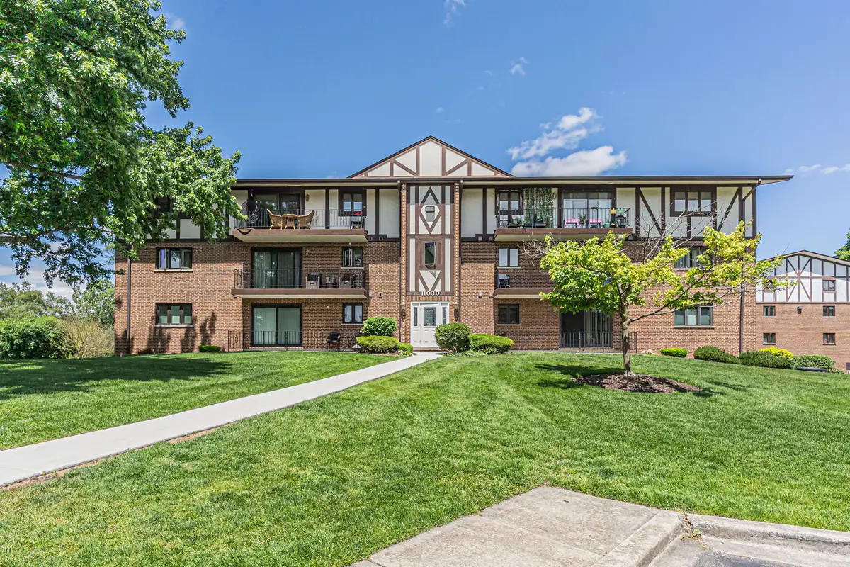 11030 S Theresa Circle #3A, Palos Hills, IL 60465 - #1