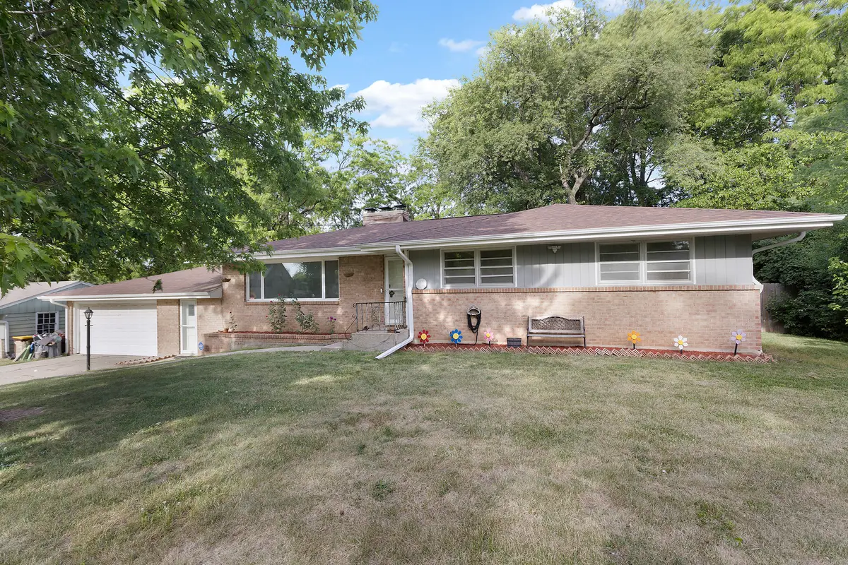 123 Dawn Avenue, Rockford, IL 61107 - #1