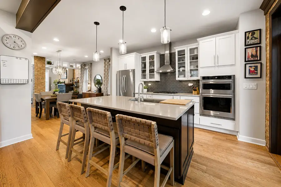 706 S Ada Street, Chicago, IL 60607 - #2