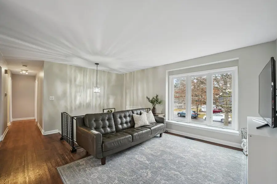 311 Harding Avenue, Libertyville, IL 60048 - #3