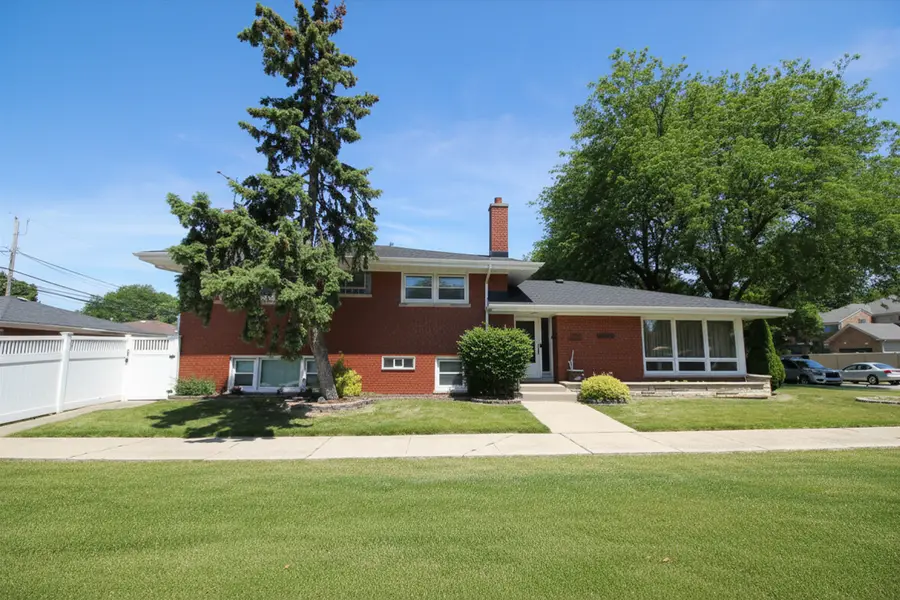 10158 S Talman Avenue, Chicago, IL 60655 - #3