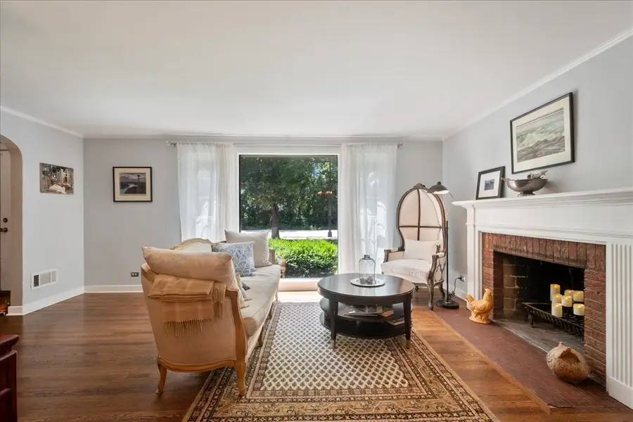 6957 N Caldwell Avenue, Chicago, IL 60646 - #3