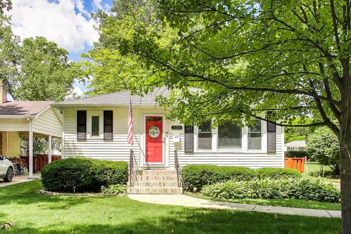 206 S Owen Street, Mount Prospect, IL 60056 - #1