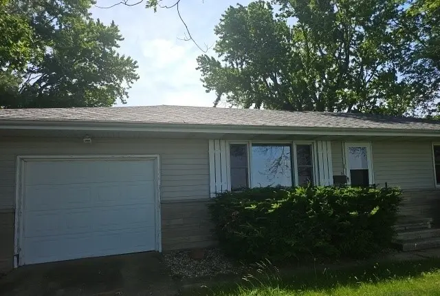 335 N Pine Street, Piper City, IL 60959 - #1